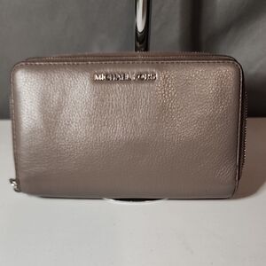 Michael Kors Taupe Travel DELUXE Wallet